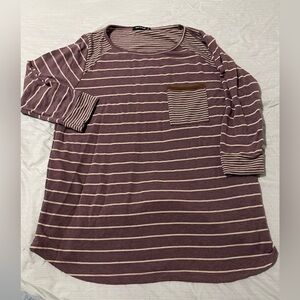 Pink Clover front pocket raglan